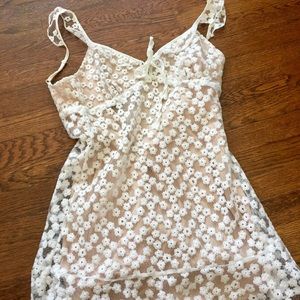 NWOT dress perfect for bridal activities 😌❣️